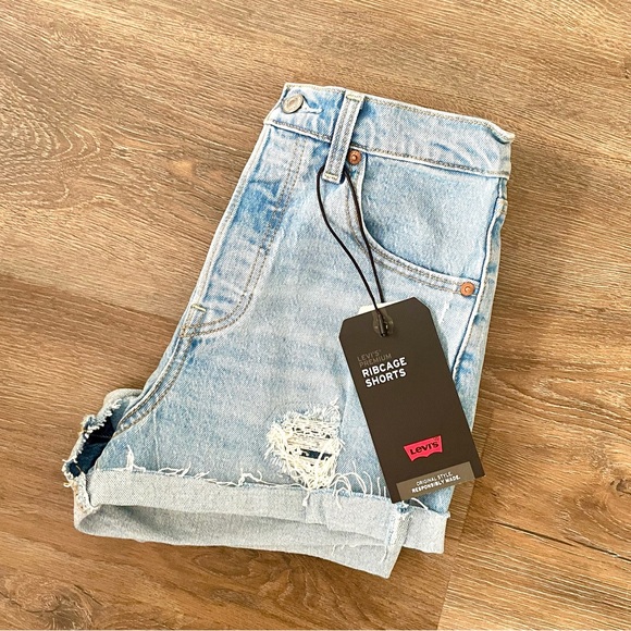 🆕 l e v i ‘ s • button fly ribcage denim shorts - Picture 2 of 11